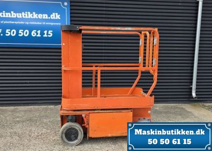 JLG 1230ES 6 METER SAXLIFT/ SØJLELIFT 